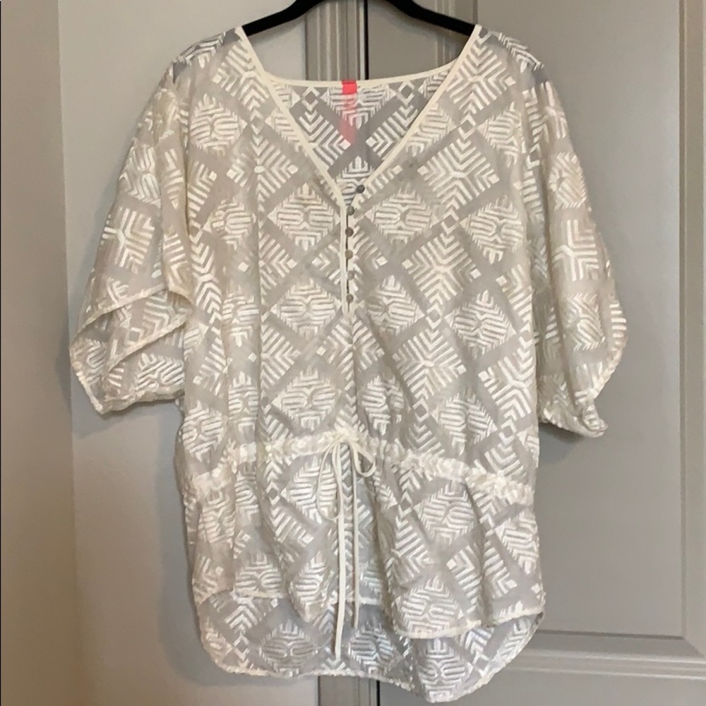 Gorgeous white blouse